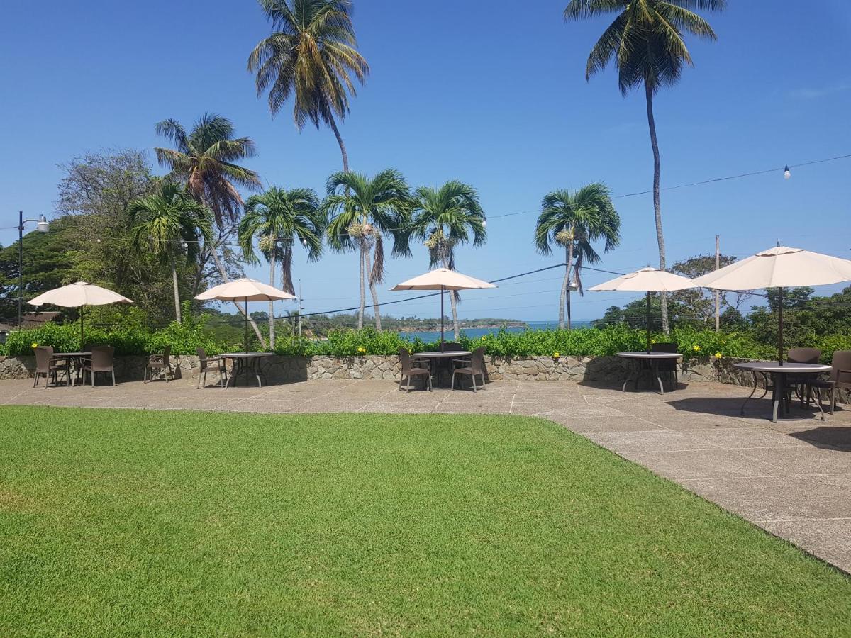 Mount Irvine Bay Resort Black Rock Buitenkant foto