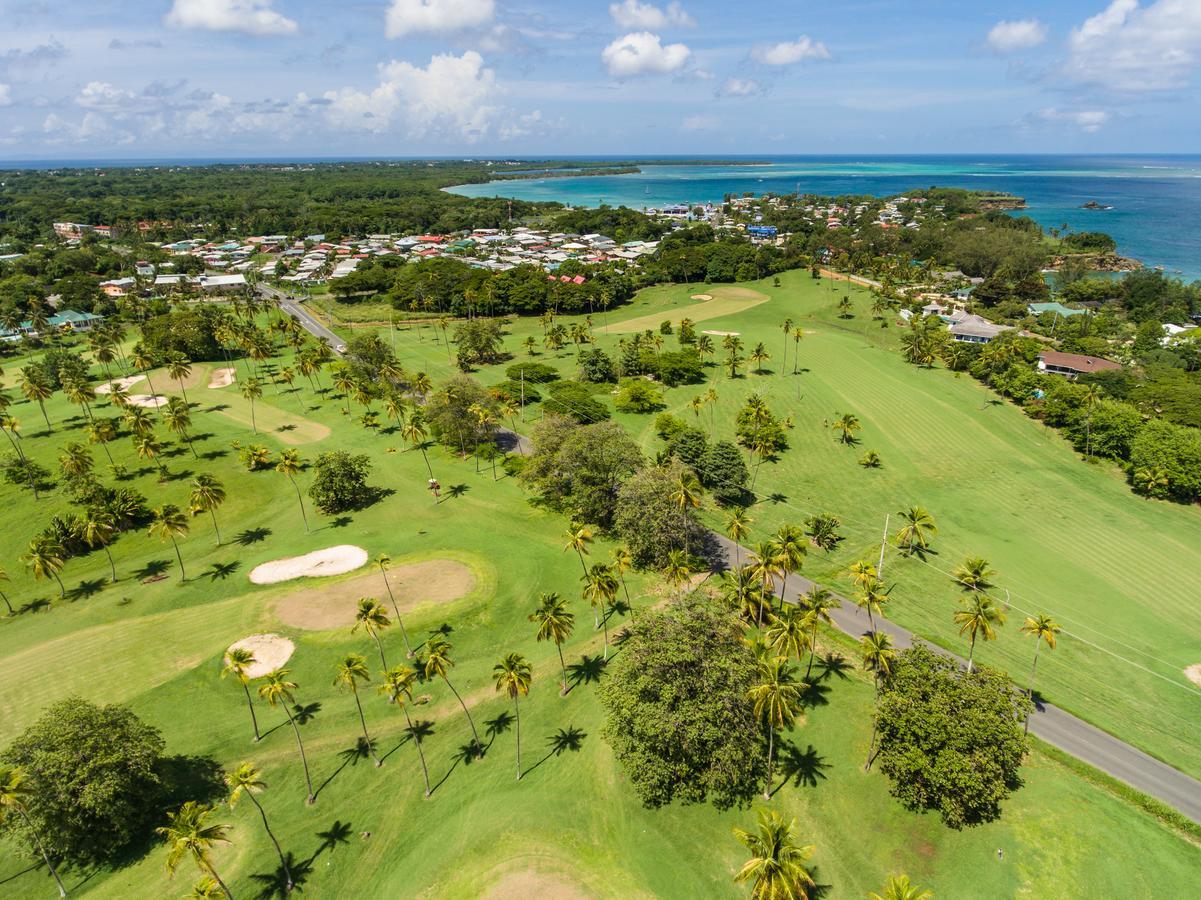 Mount Irvine Bay Resort Black Rock Buitenkant foto